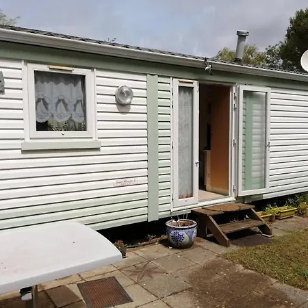 Mobilhome Oleron Simple Et Spacieux A 1min De L'ocean * La Cotinière
