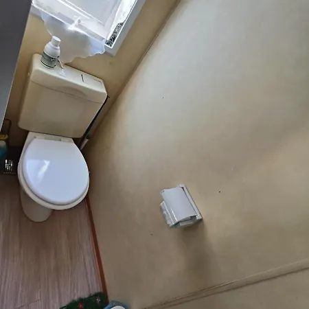 Mobilhome Oleron Simple Et Spacieux A 1min De L'ocean La Cotinière
