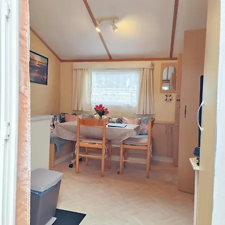 Mobilhome Oleron Simple Et Spacieux A 1min De L'ocean Parque de Campismo